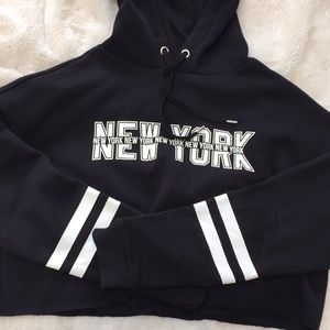 Cropped hoodie